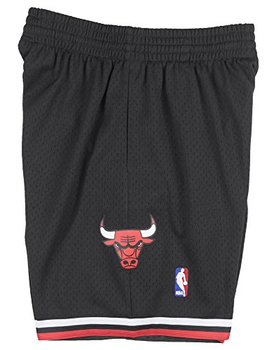 Mitchell & Ness Mens Bulls Swingman Shorts Black/Red Size XL