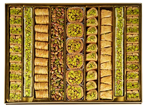 Damaskino Home Pistachio Baklava – 1000g Baklava Pastry with Real Nuts – Authentic Baklava Dessert in Luxurious Box – Fine Ingredients – Delicious and Sweet Baklava Boxes for Family and Friends