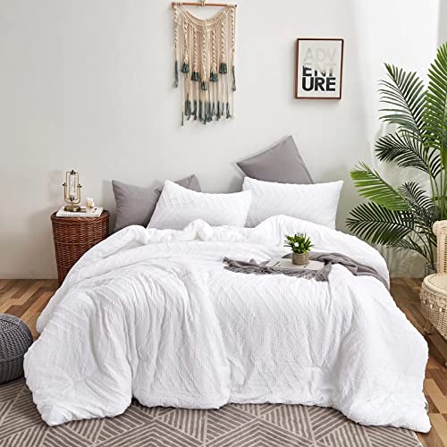 Houseri White Boho California King Comforter Set Tufted Jacquard Comforter Bedding Cal King All White Comforter Sets Shabby Chic Bedding Sets California King Plain White Farmhouse Bedding King Plus